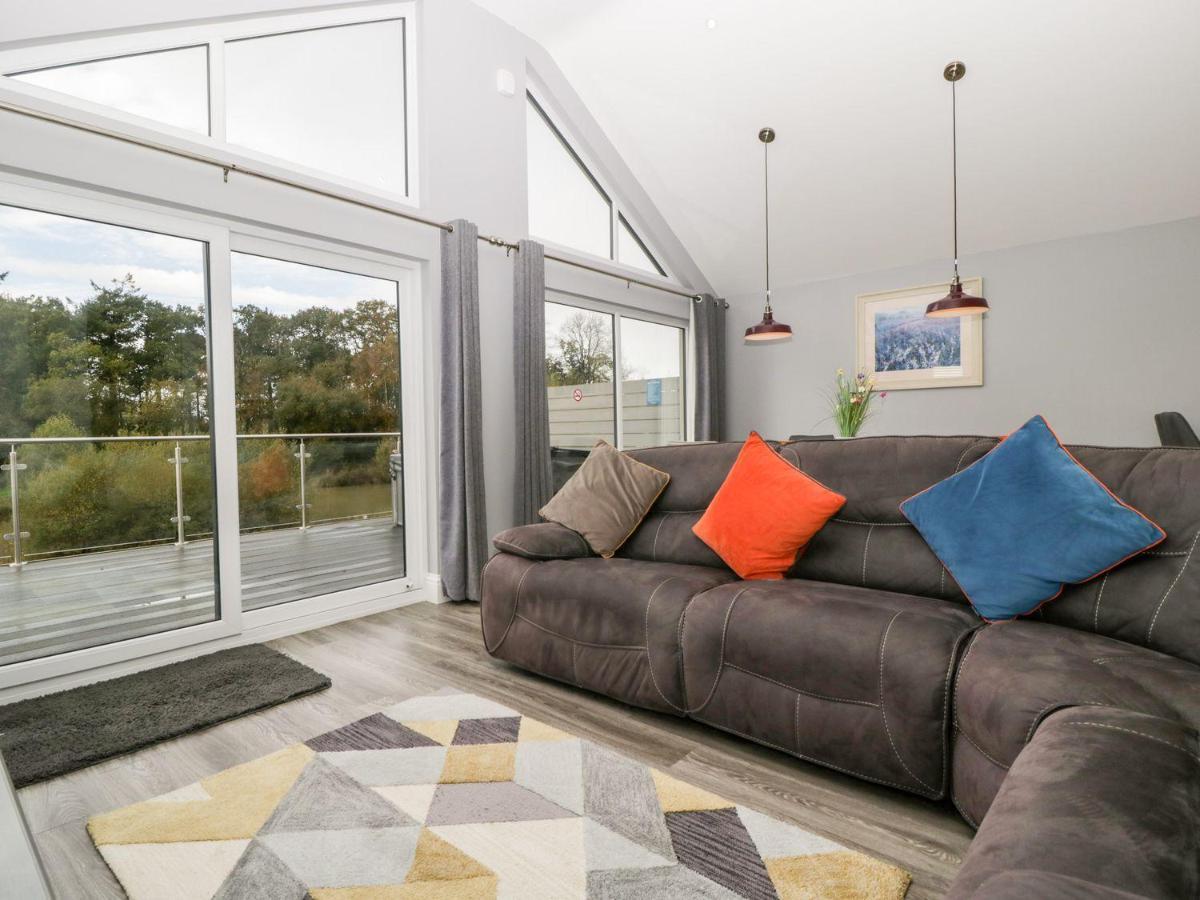 Villa 2 Oak Park à Tiverton  Extérieur photo